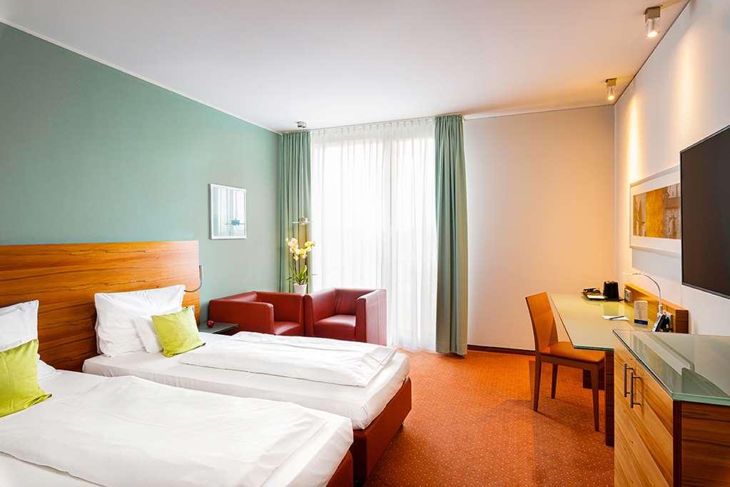 Schlosshotel Hellenstein Heidenheim an der Brenz Ruang foto